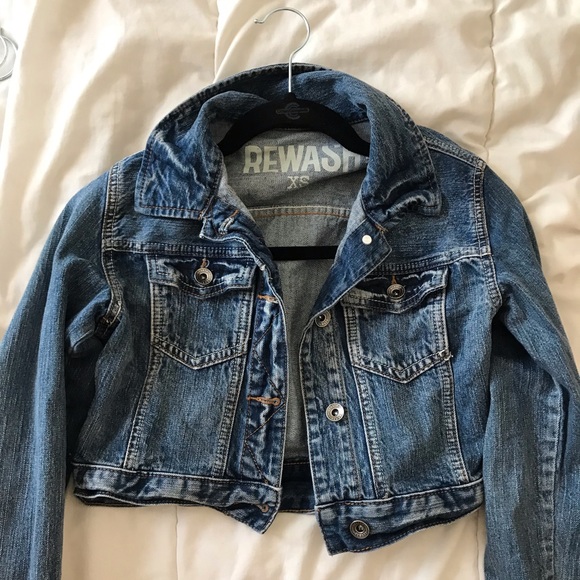 Jean jacket - Picture 1 of 4